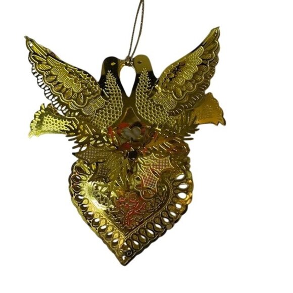 Vintage Metal Thin Cut Out Lovebirds Ornament Hanging Decor - Picture 1 of 3